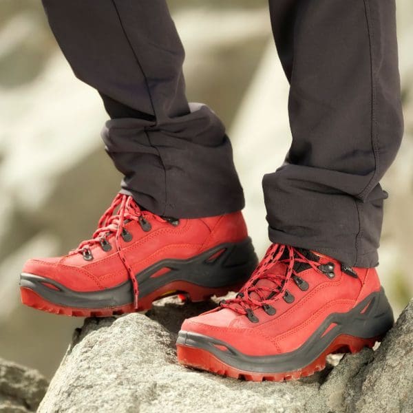 کفش کوهنوردی مکوان مدل لووا