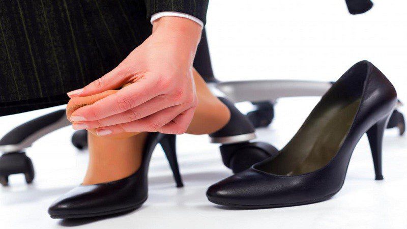 عوارض پوشیدن کفش پاشنه بلند برای بدن