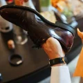 نحوه تمیز کردن کفش کتونی