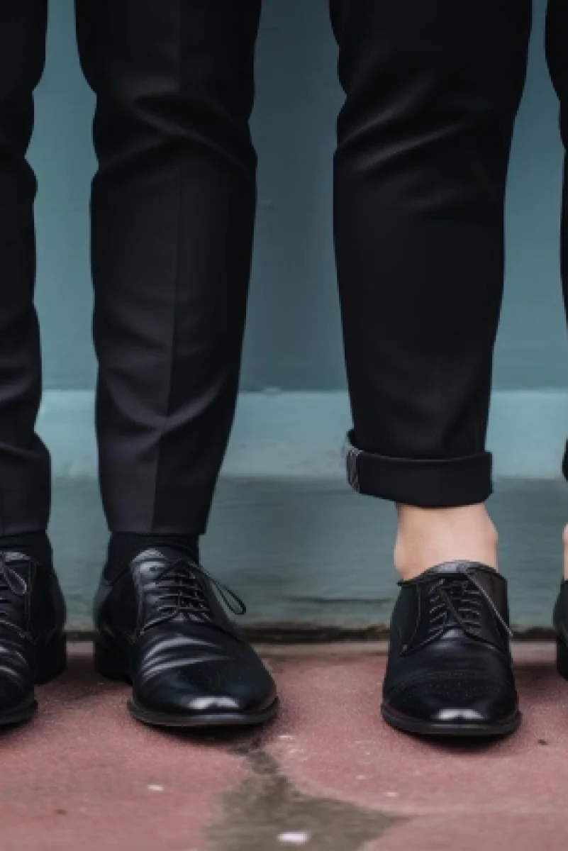 با شلوار مشکی کفش چه رنگی بپوشیم؟